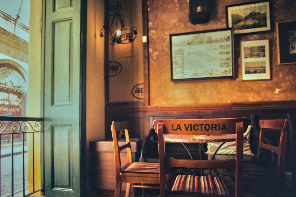 Cafe OˈReilly kultowe miejsca w Hawanie